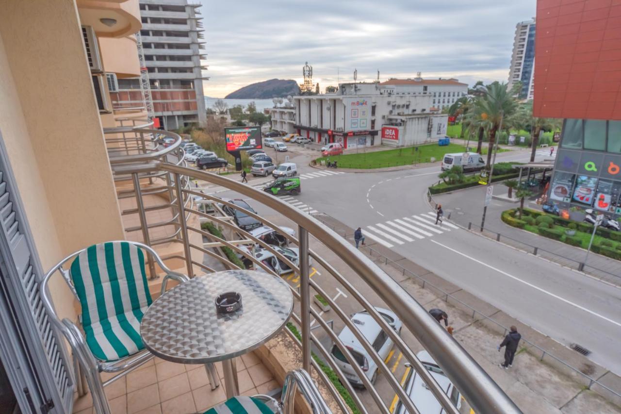 White Bear Budva Exterior foto